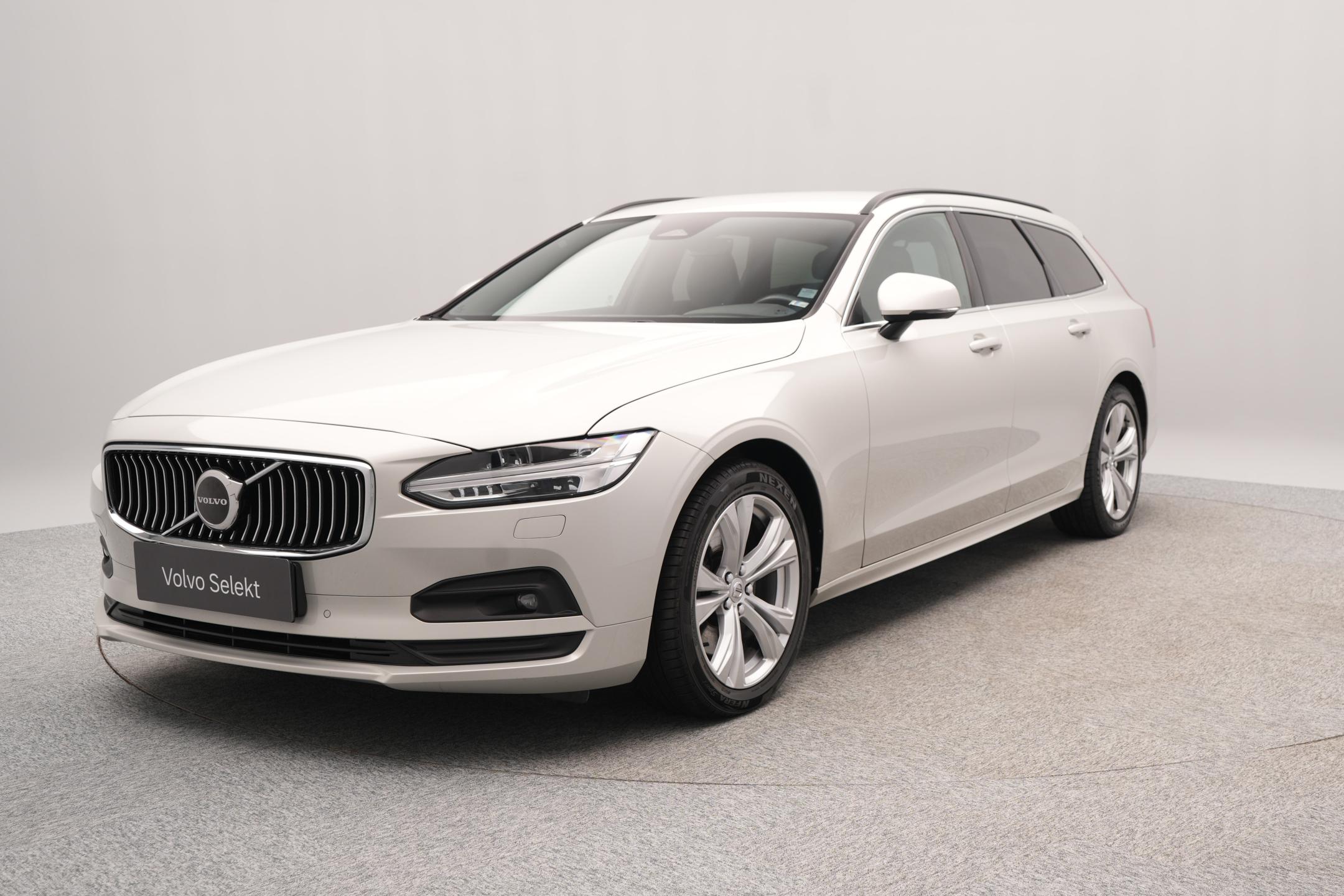 Volvo V90 B4 CORE AUT