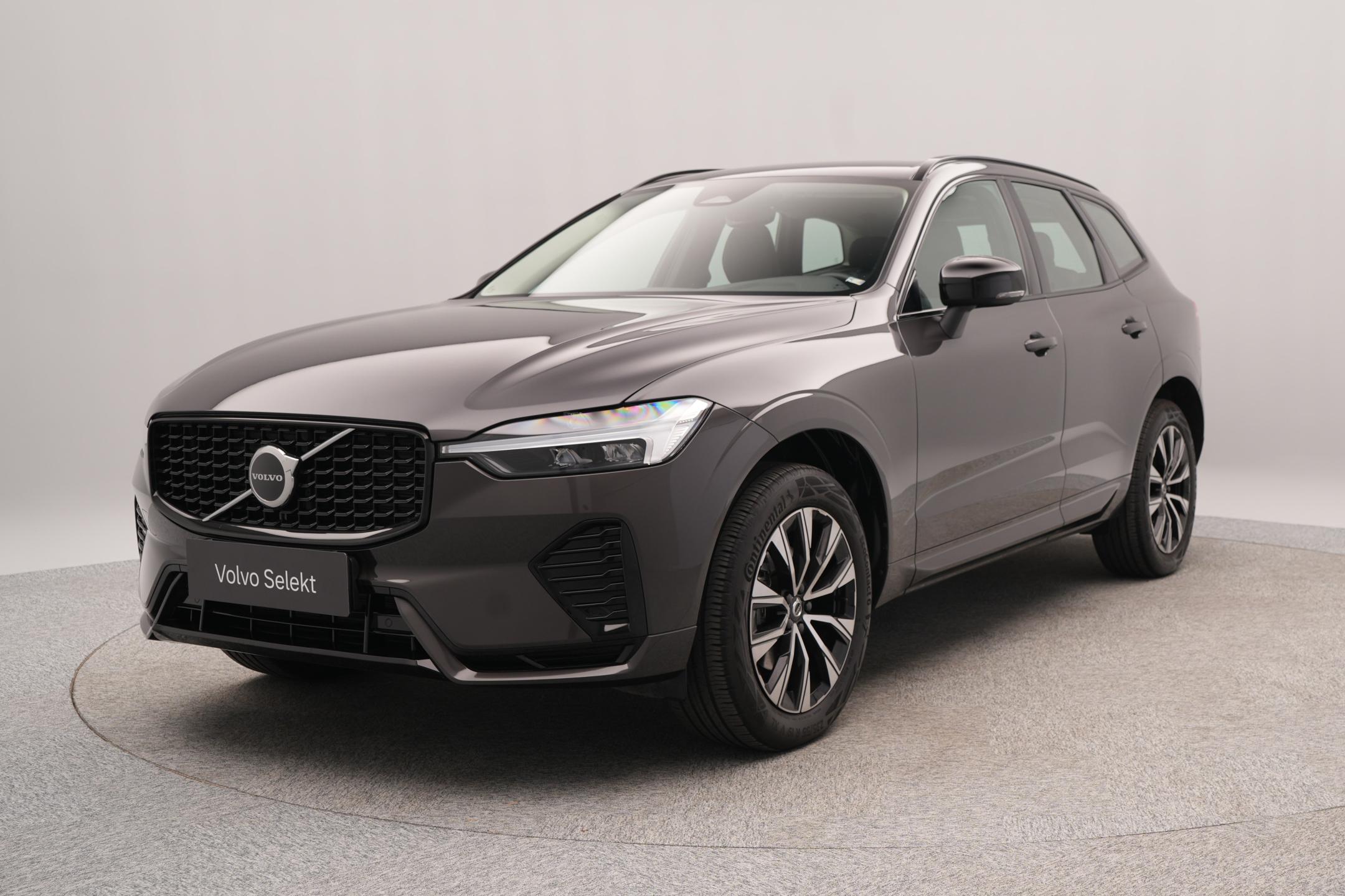 Volvo XC60 B5 AWD PLUS DARK CZ 1.maj