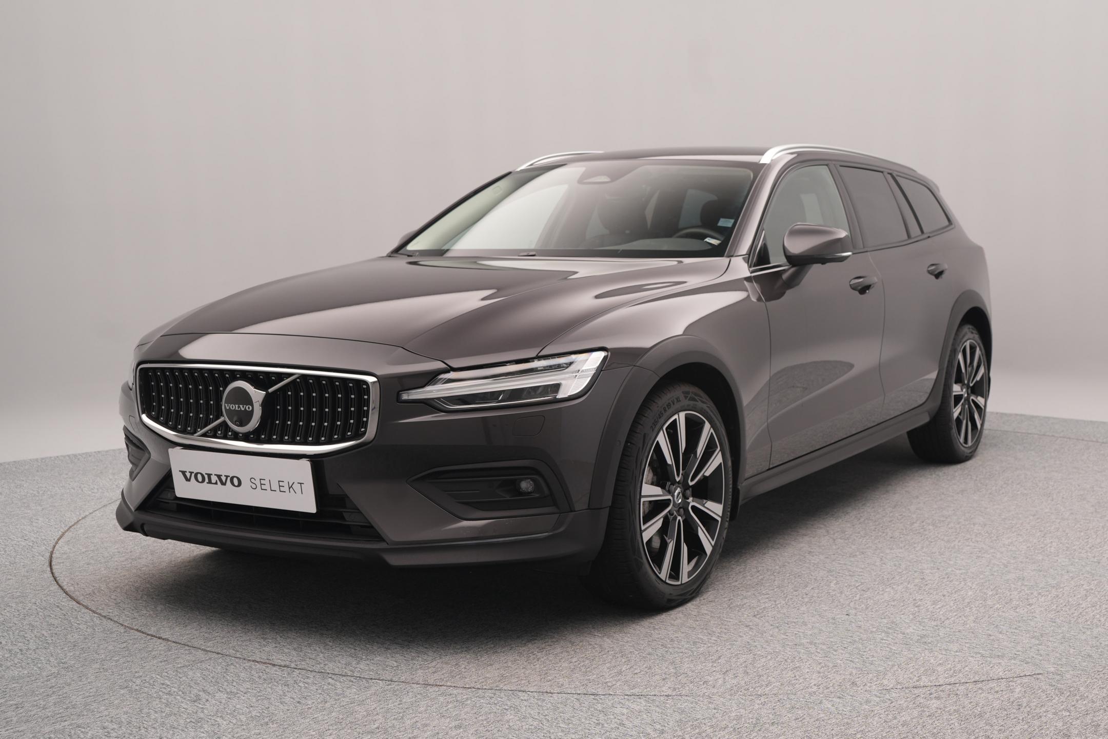 Volvo V60 CC B5 AWD PLUS BRIGHT AUT