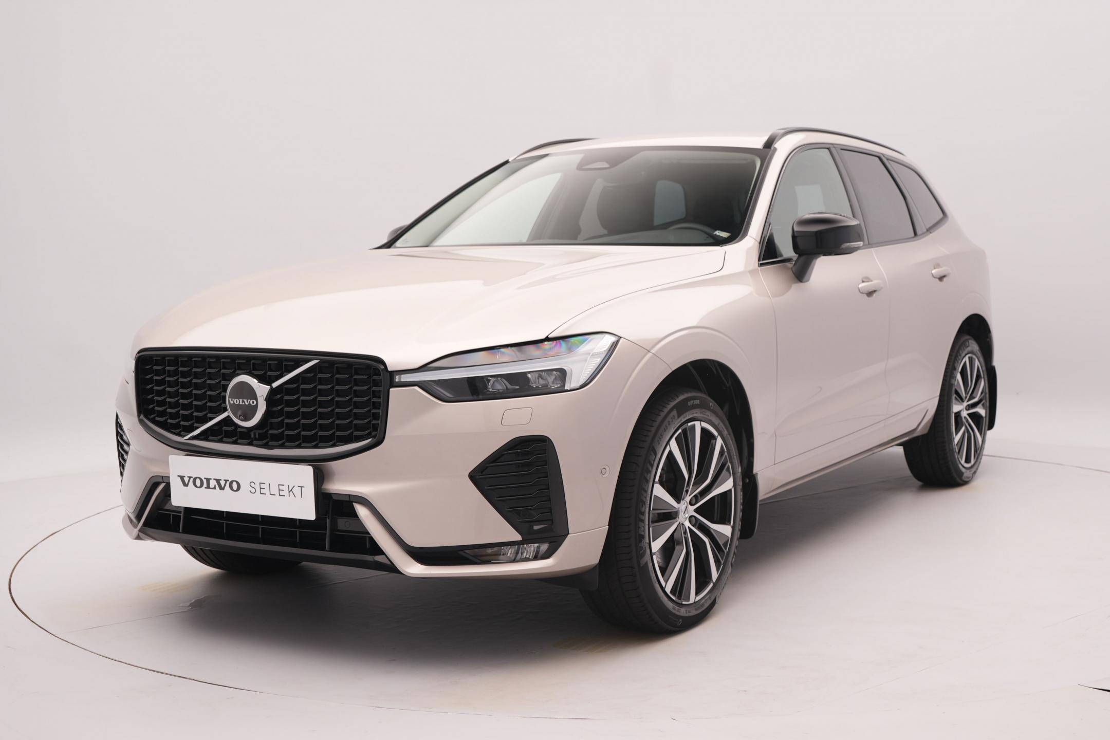 Volvo XC60 B4 AWD PLUS DARK AUT 1. maj