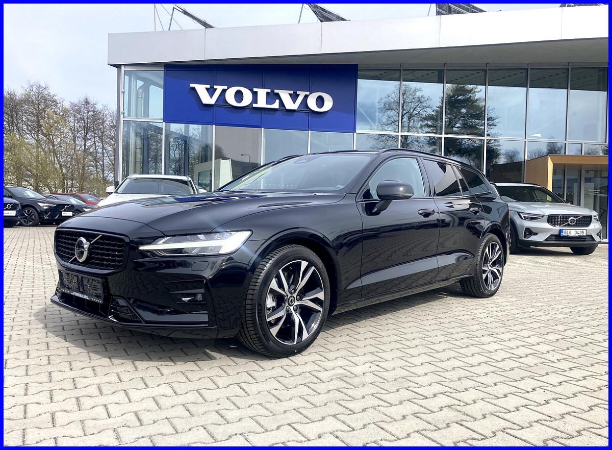 Volvo V60 B4 FWD edice DARK 210Ps
