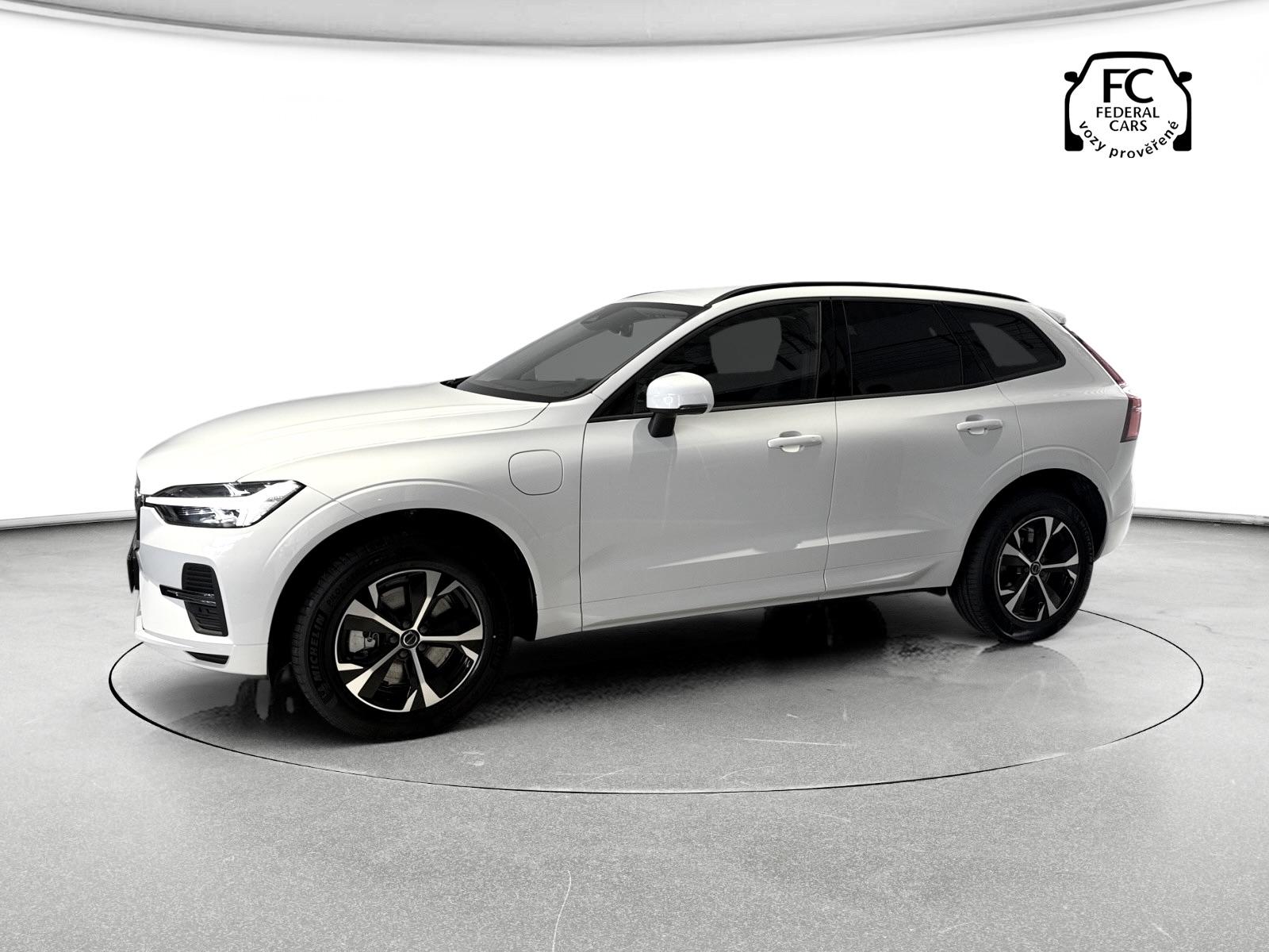 Volvo XC60 T6 PHEV CORE + 4ZÁRUKA/SERVIS