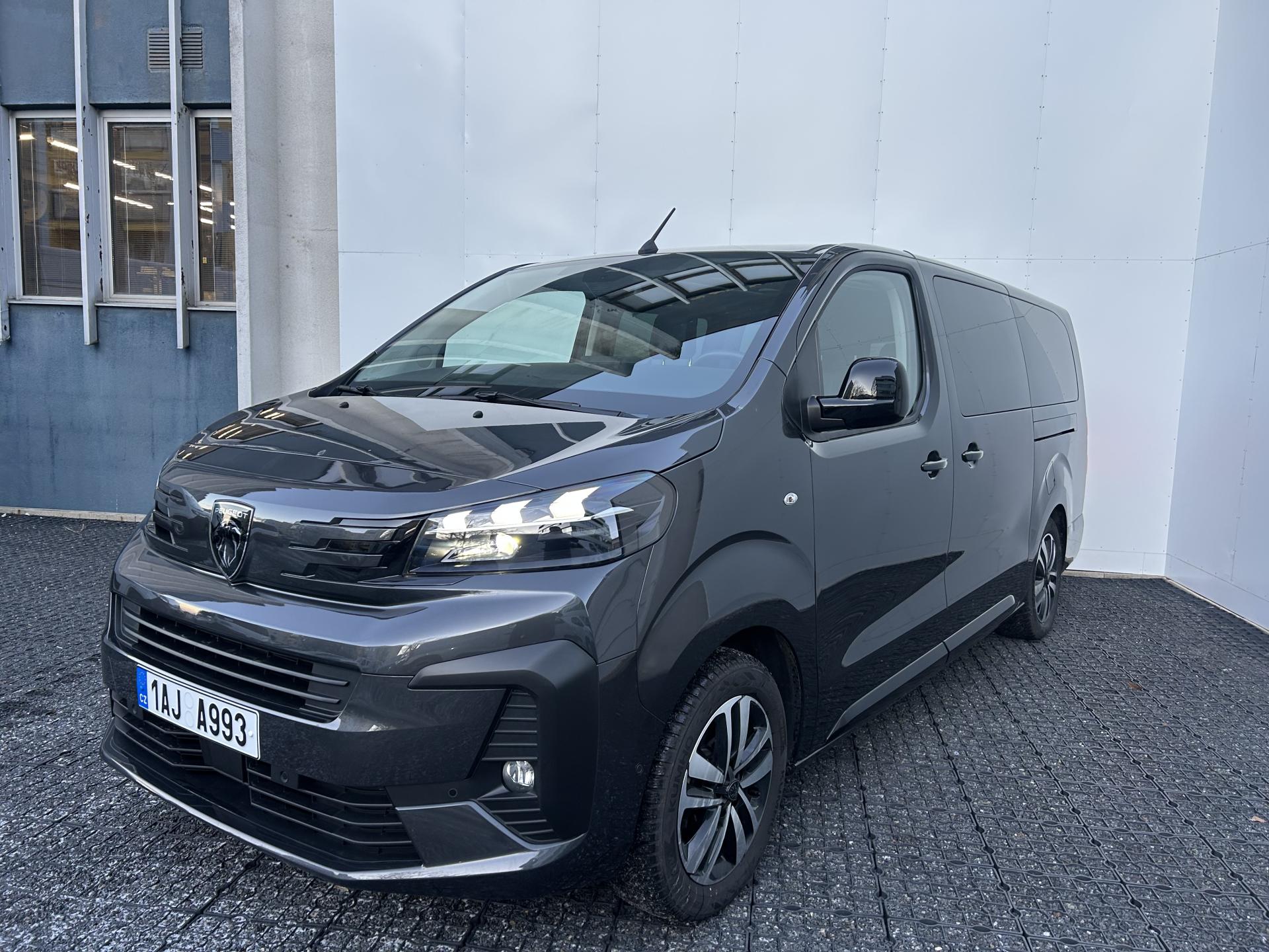Peugeot Traveller ALLURE Long 2.0 BHDi 180k EAT8