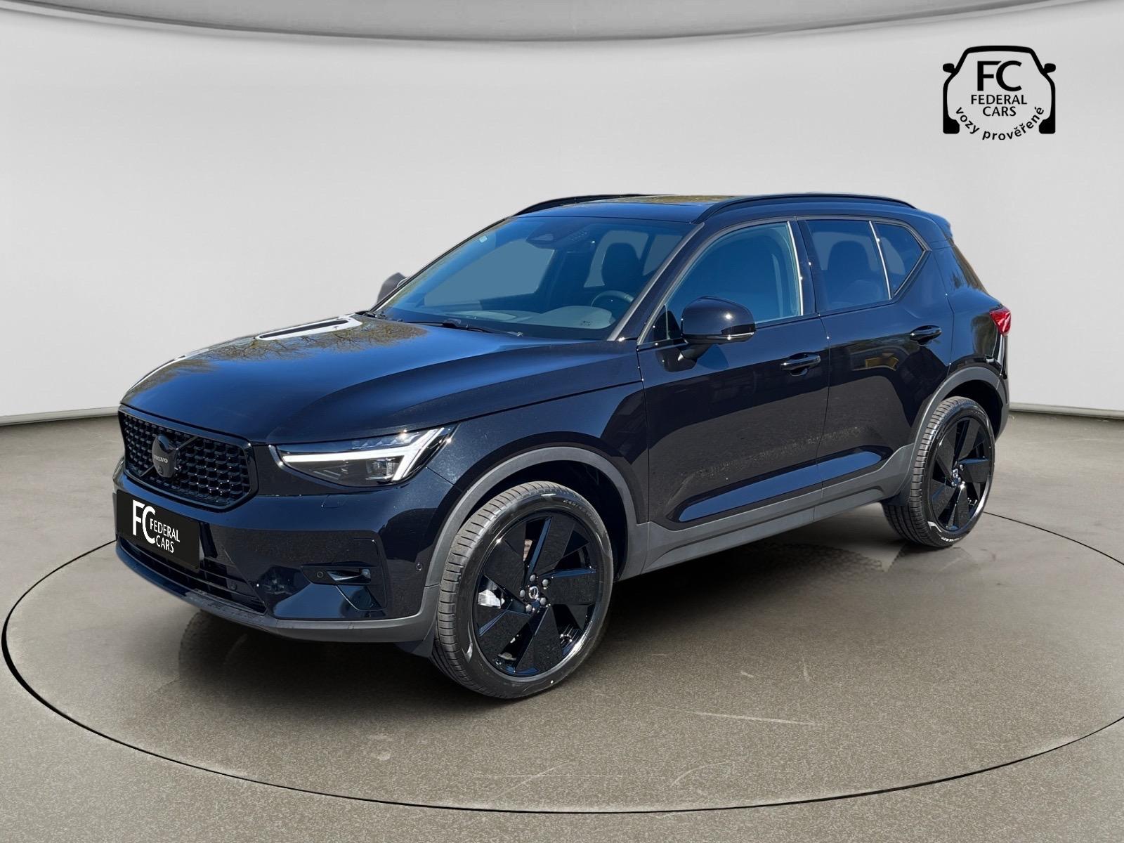 Volvo XC40 B3 FWD BE // 360 // kola