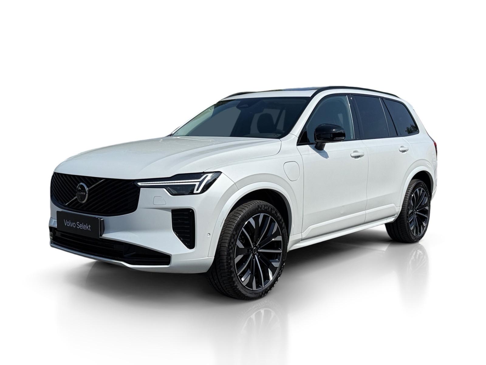 Volvo XC90 T8 AWD // PLUS DARK// PANORAMA