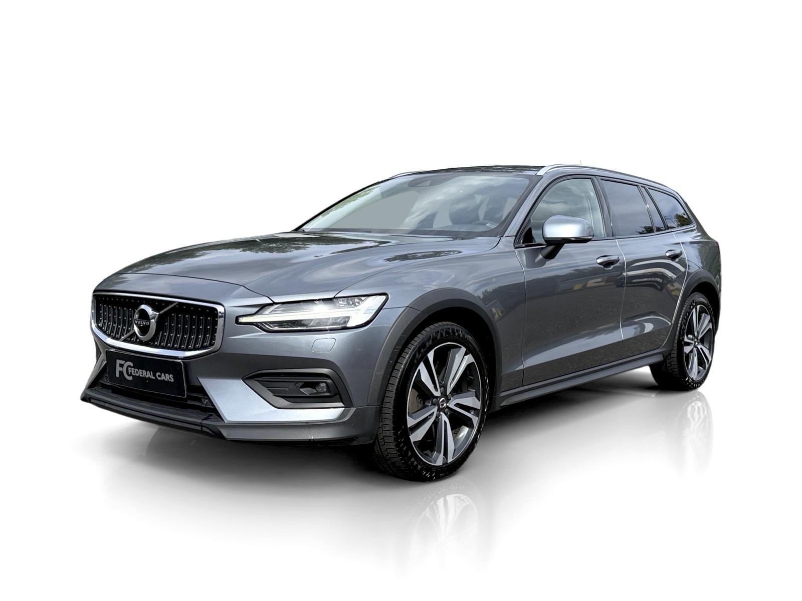 Volvo V60 CrossCountry D4 AWD PRO // B&W