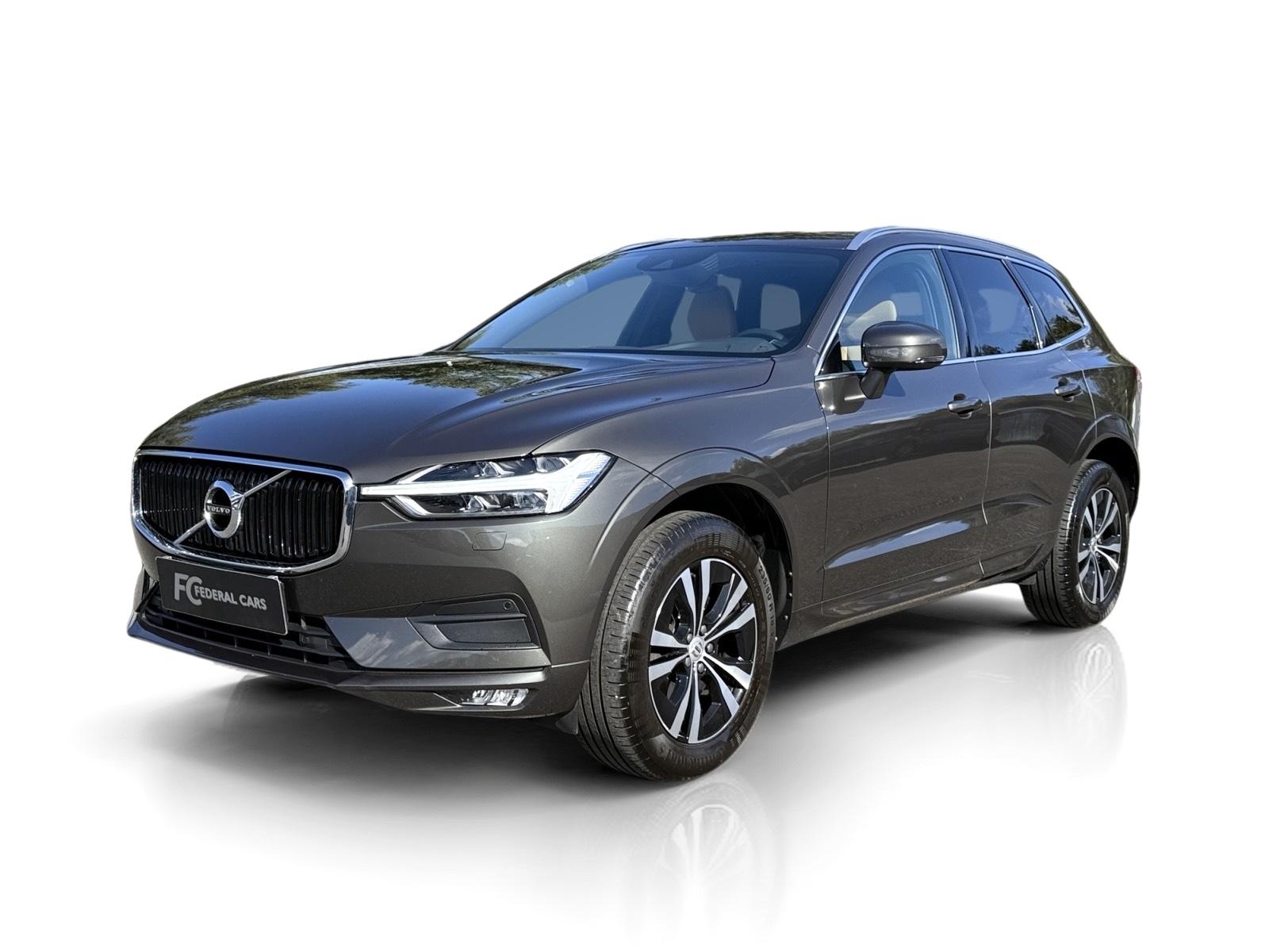 Volvo XC60 T5 AWD // MOMENTUM PRO
