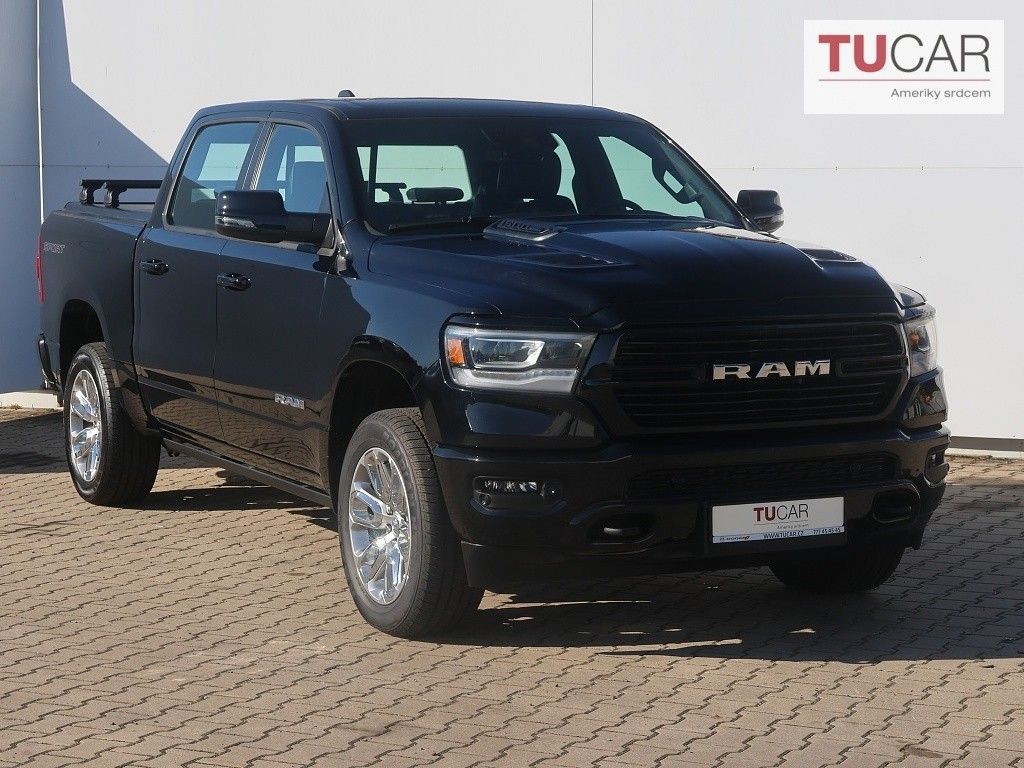 Dodge RAM 5.7 V8 E-Torque Laramie