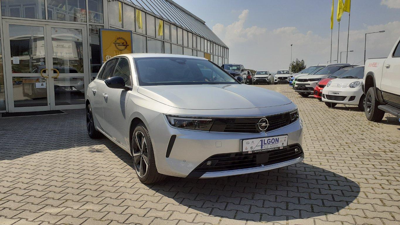 Opel Astra 1.2 TURBO Elegance