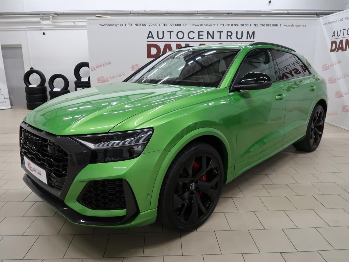 Audi RS Q8 4,0 V8 CARBON 1.maj. CZ