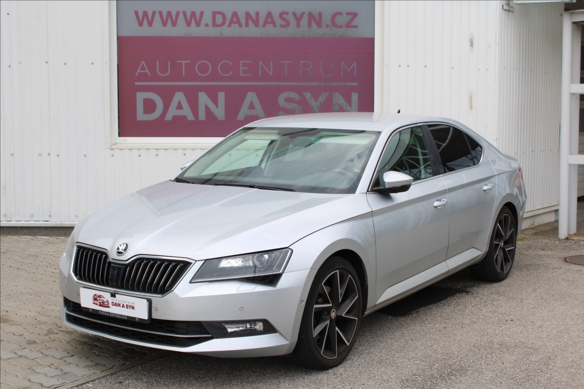 Škoda Superb 1,6 TDI DSG Style