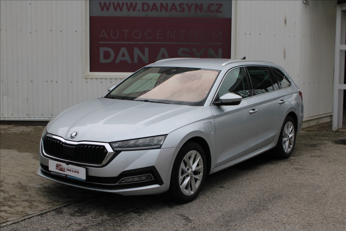 Škoda Octavia 1,4 TSI iV Style 1. majitel CZ