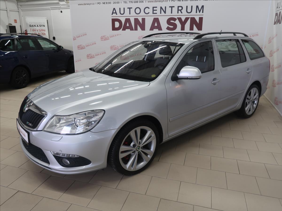 Škoda Octavia 2,0 TDI CR RS Combi NEZ. TOPEN