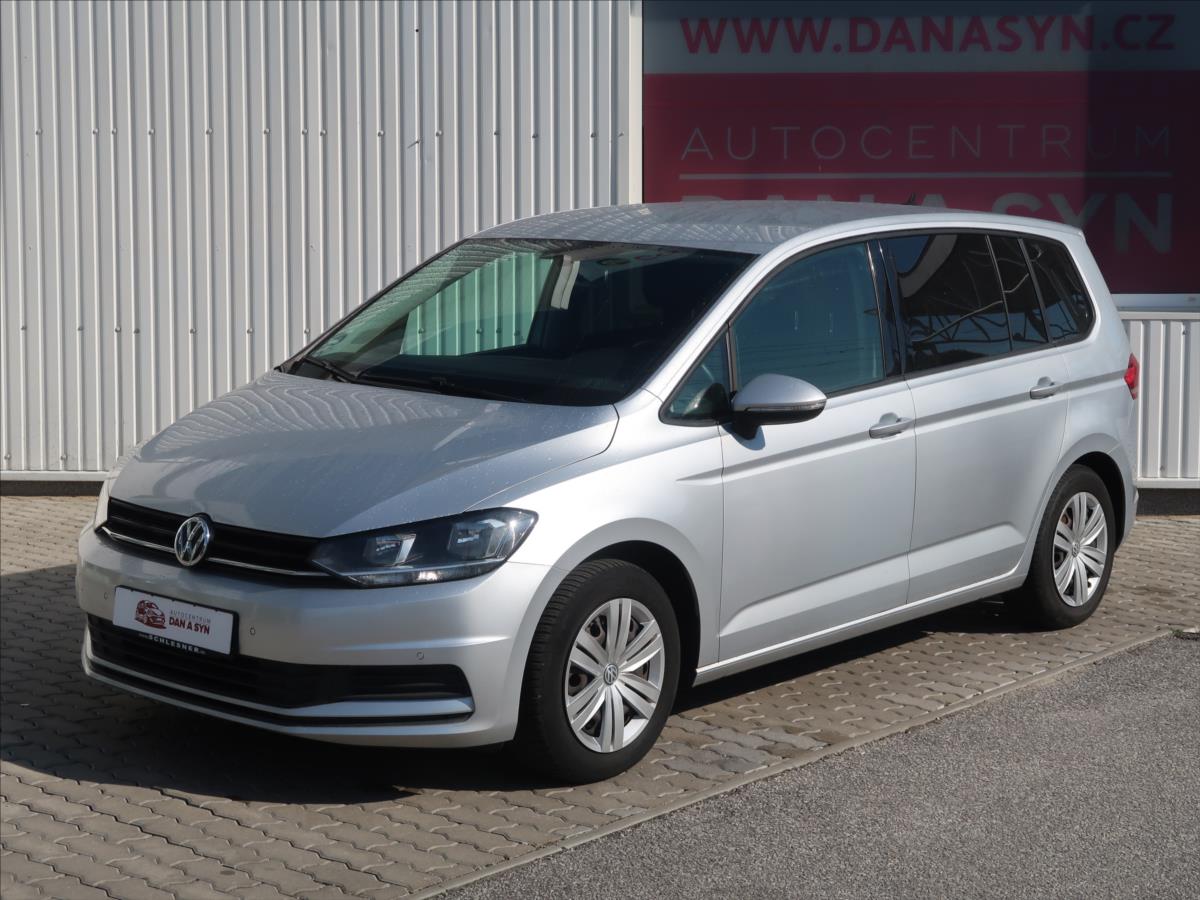 Volkswagen Touran 1,2 TSI 7 míst 1.majitel