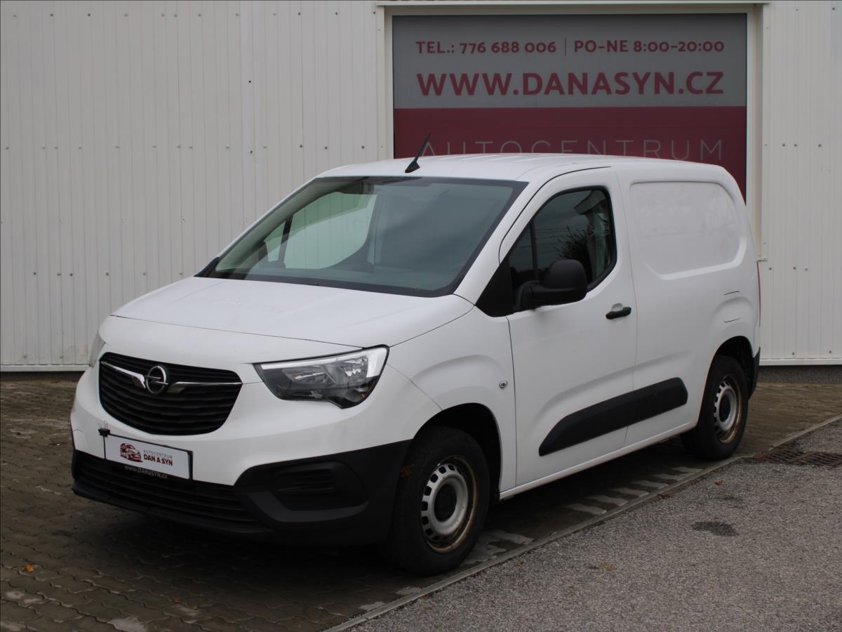 Opel Combo 1,2 1.majitel CZ, serv. histor