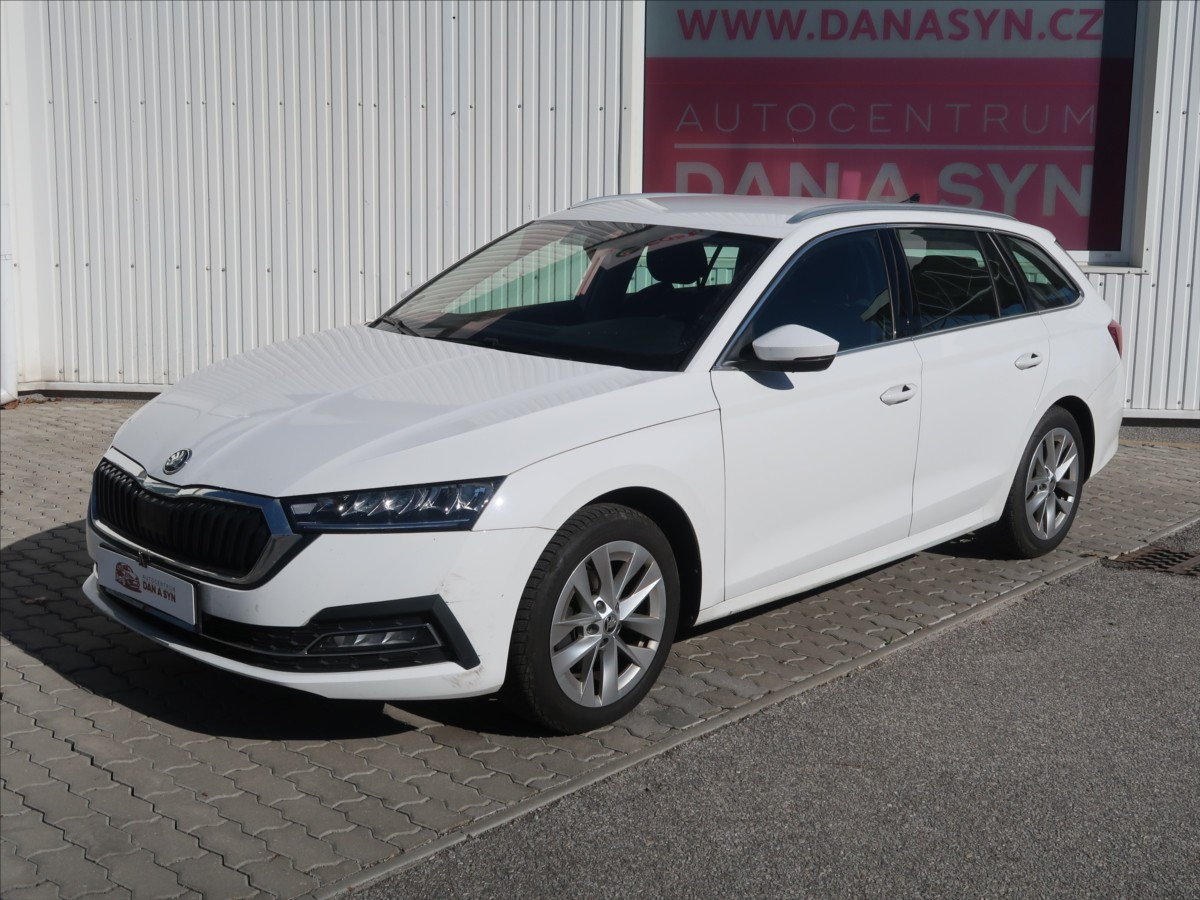 Škoda Octavia 2,0 TDI DSG STYLE 1.majitel CZ