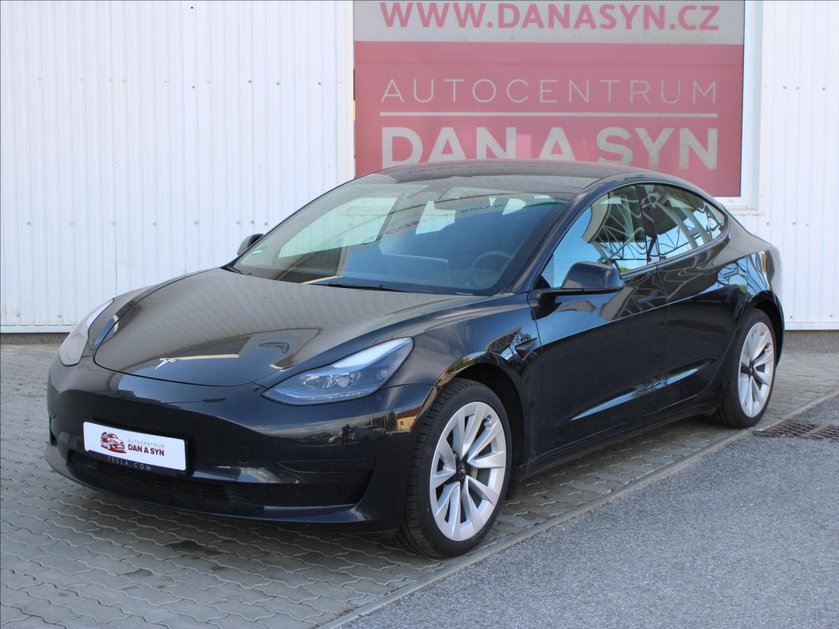 Tesla Model 3 0,0 1. majitel ZÁNOVNÍ