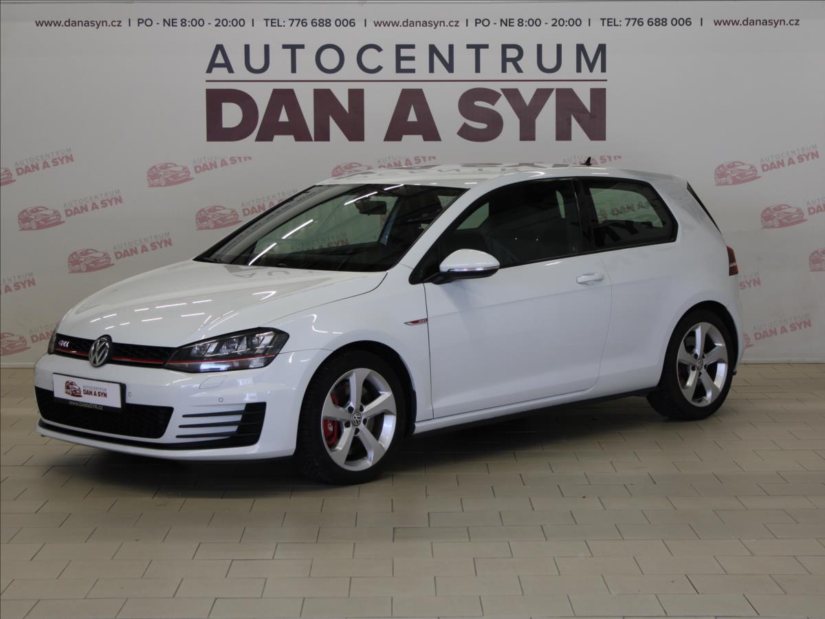 Volkswagen Golf 2,0 GTI! TOP STAV