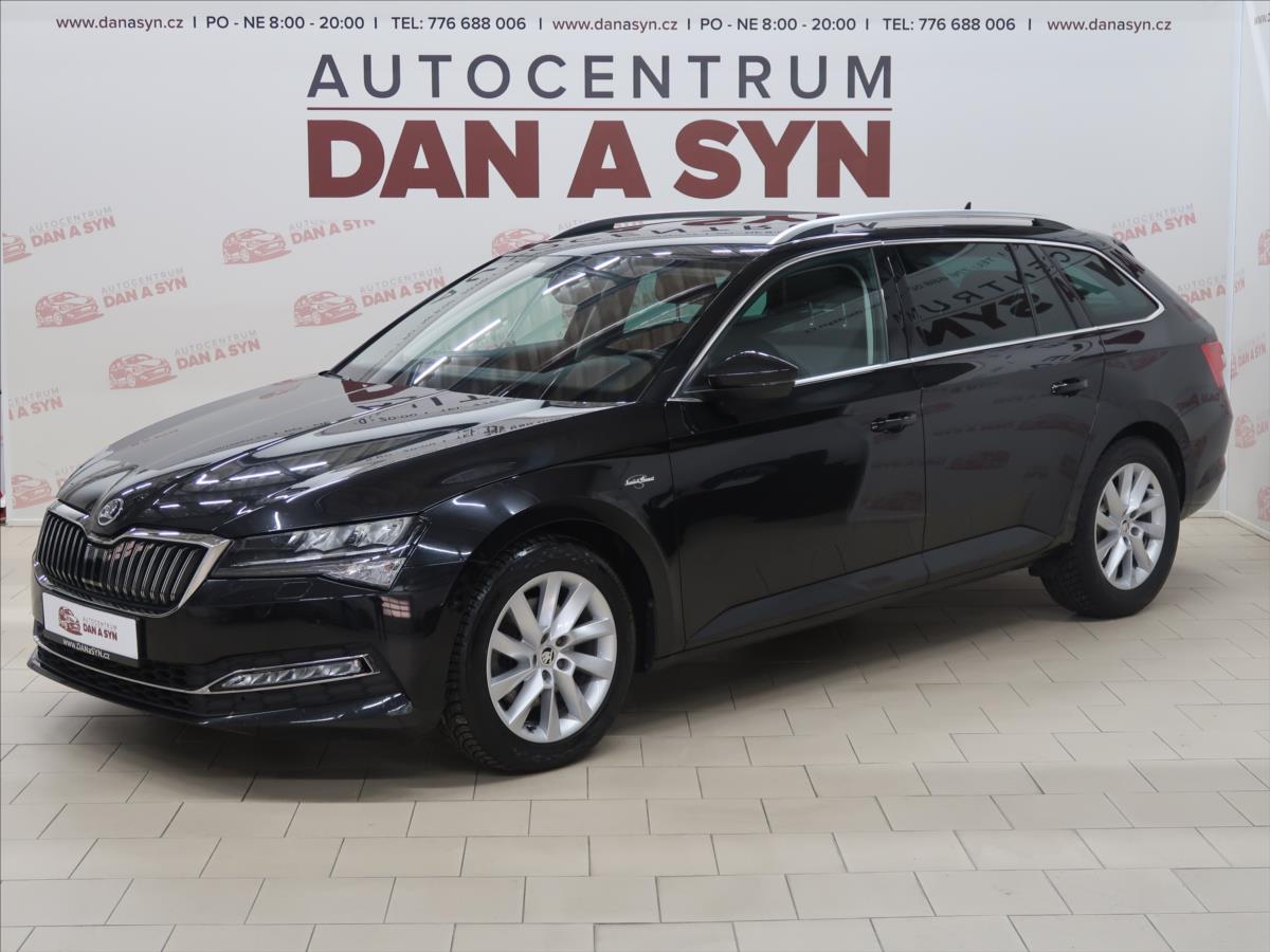 Škoda Superb 1,6 TDI Style DSG Combi