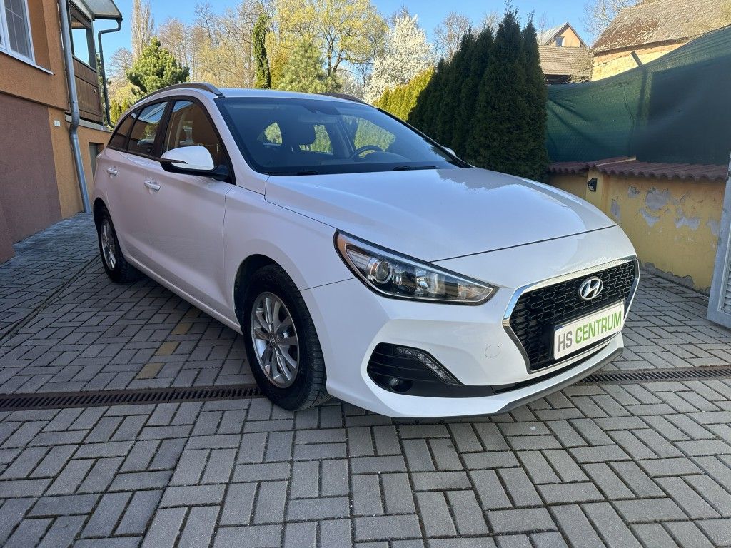 Hyundai i30 1.6 CRDi 85kW serviska