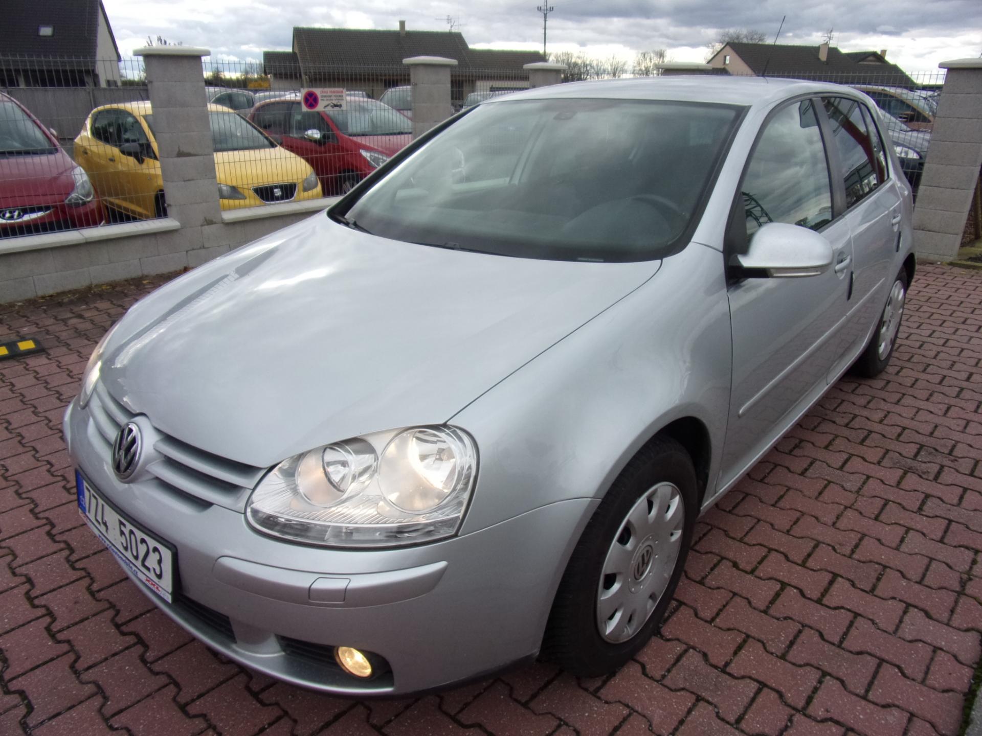 Volkswagen Golf 1,6i TRENDLINE AC TEMP