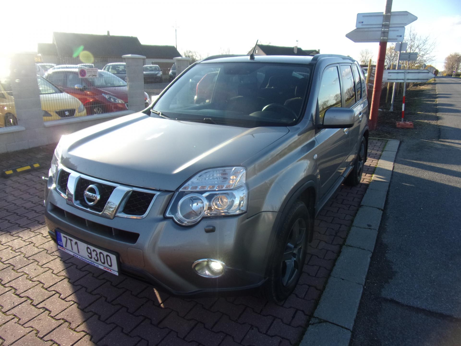Nissan X-Trail 2,0DCI 110kW 4x4 AUT AC TAŽNÉ
