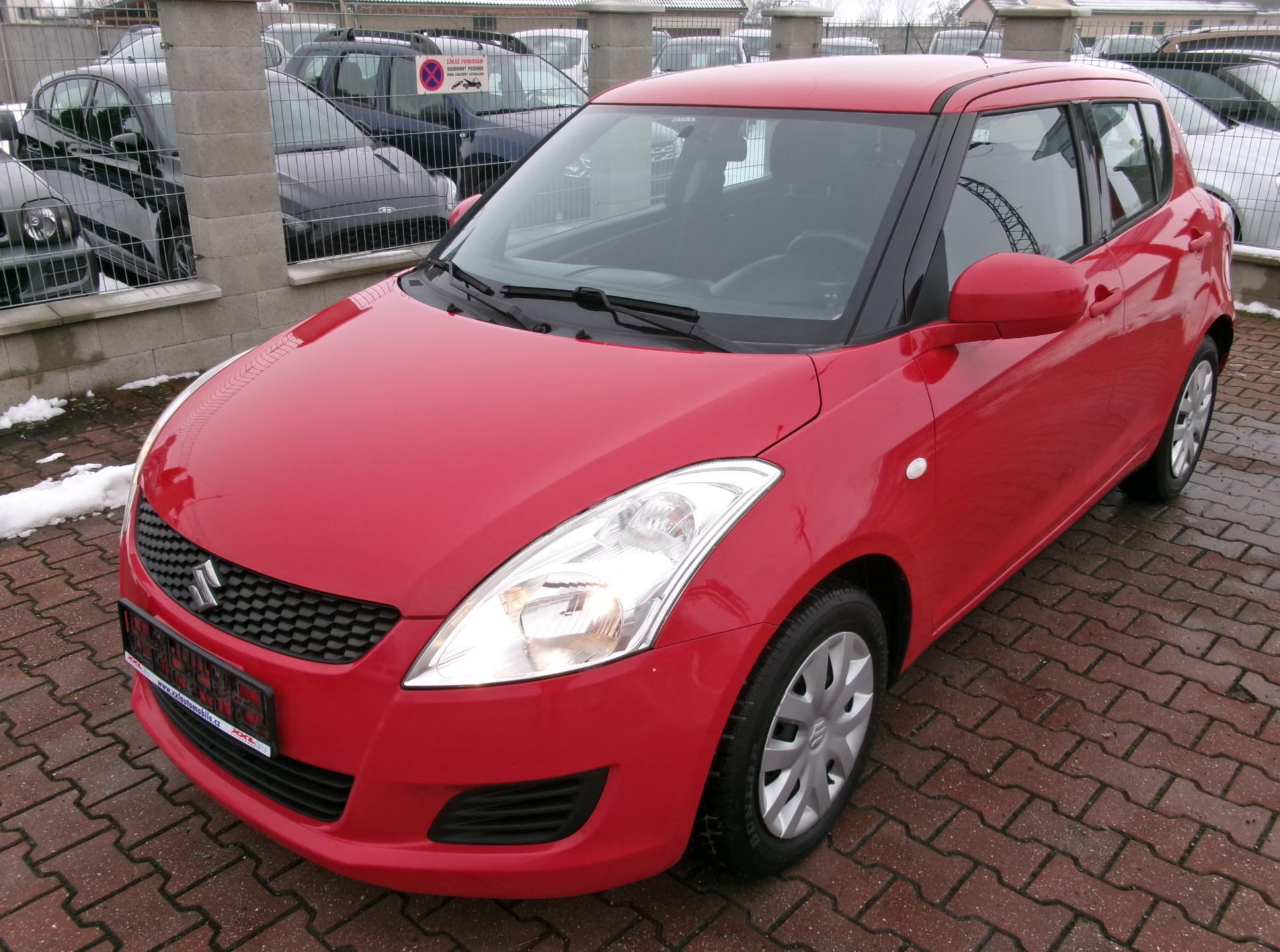 Suzuki Swift 1,2i KLIMA USB 2.MAJITEL