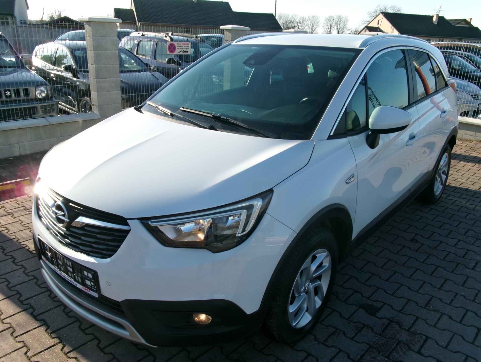 Opel Crossland X 1,2i 81kW AC TEMP CAM 1.MAJ