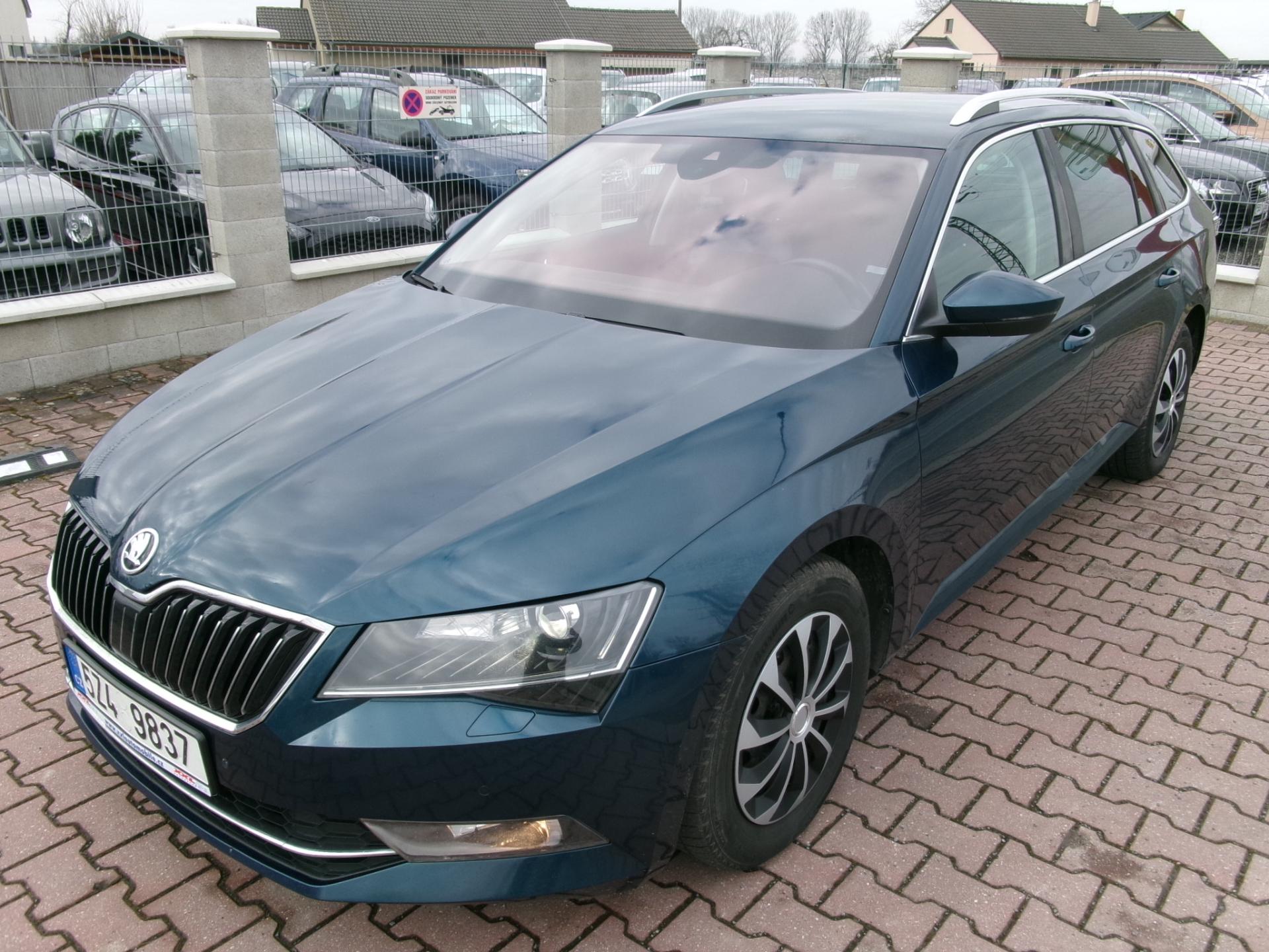 Škoda Superb 2,0TDI NAVI ACC 4x4
