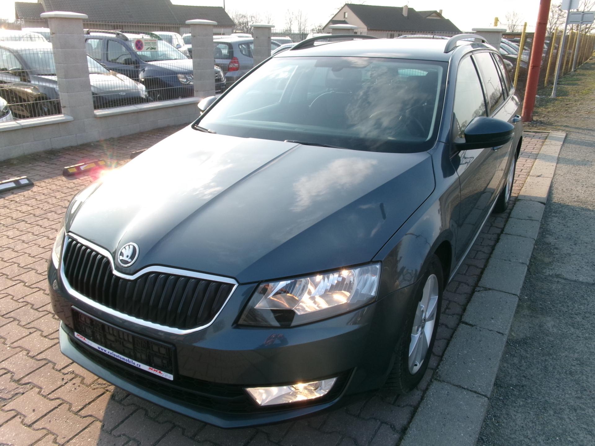 Škoda Octavia 1,2TSI NAVI DSG AC BT VÝHŘEV