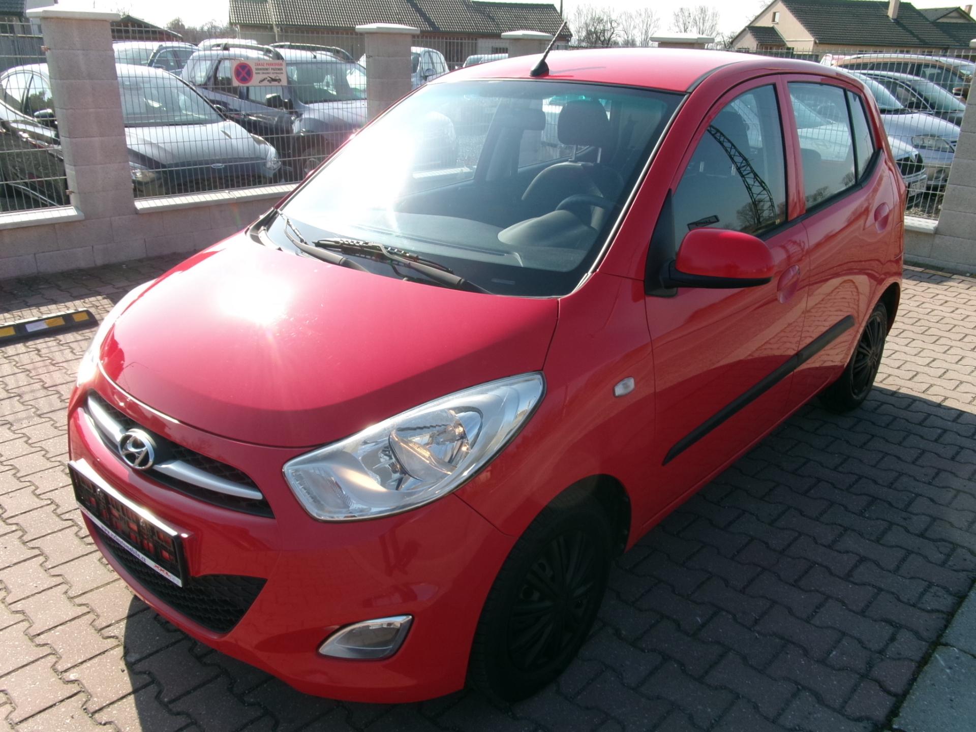 Hyundai i10 1,1i KLIMA USB 1.MAJ