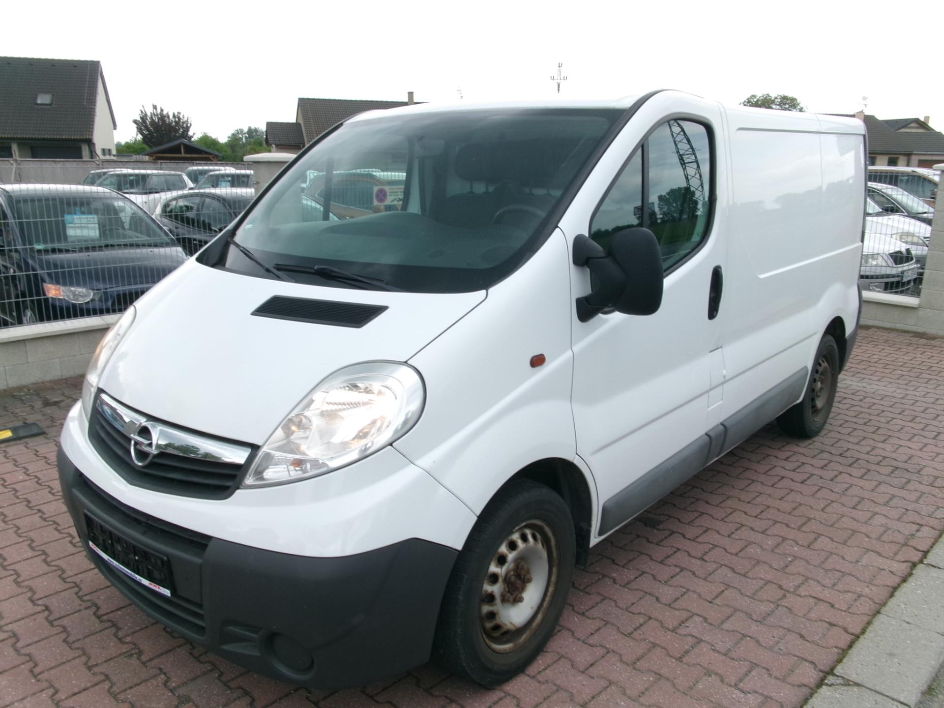 Opel Vivaro 2,0CDTi KLIMA TAŽNÉ