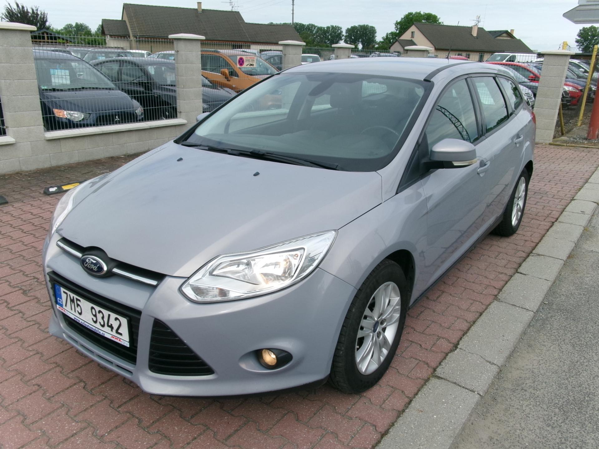 Ford Focus 1,0 ECOBOOST AC BT TEMP