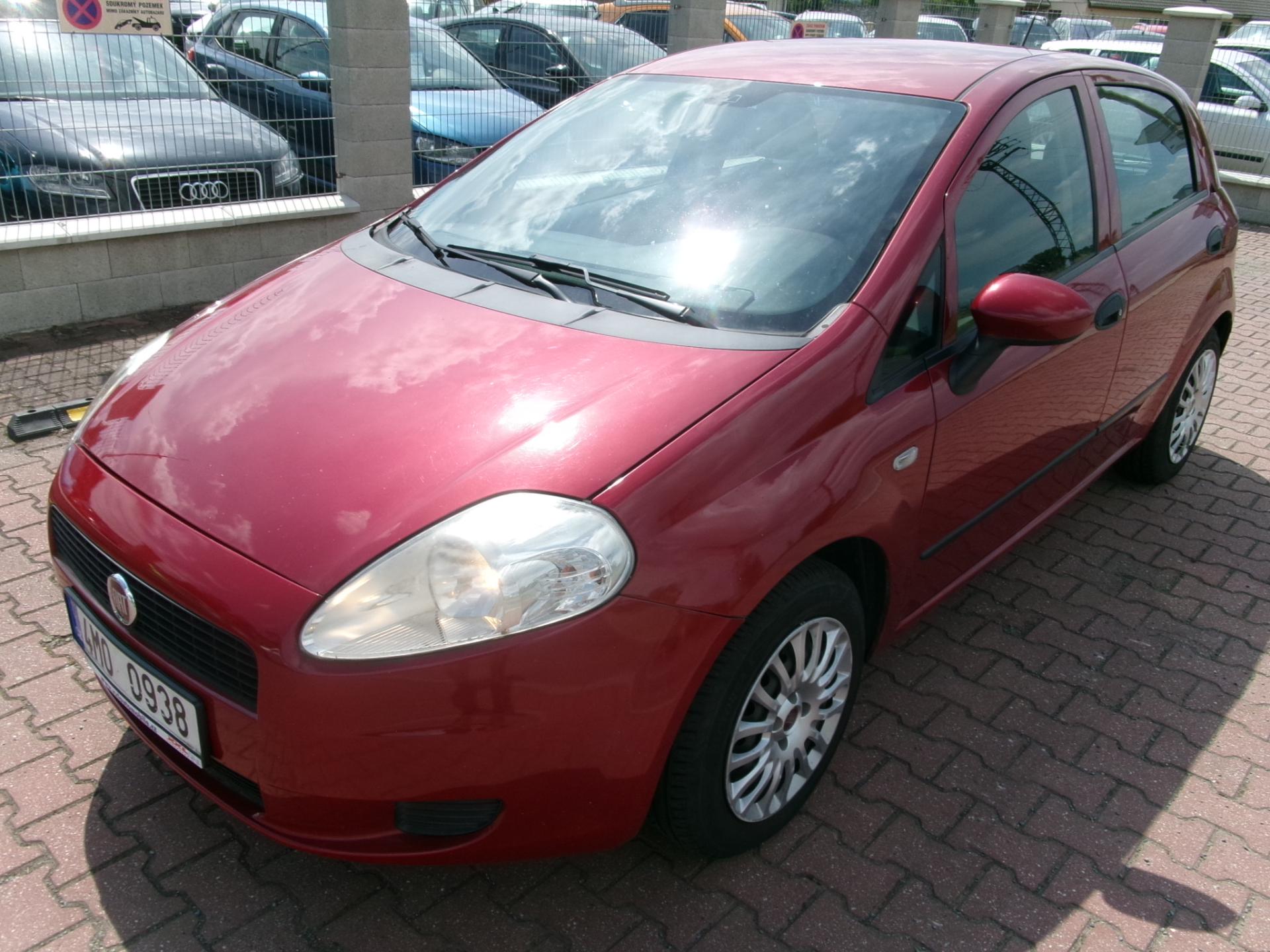 Fiat Punto 1,2i ČR 2xAIBAG ABS