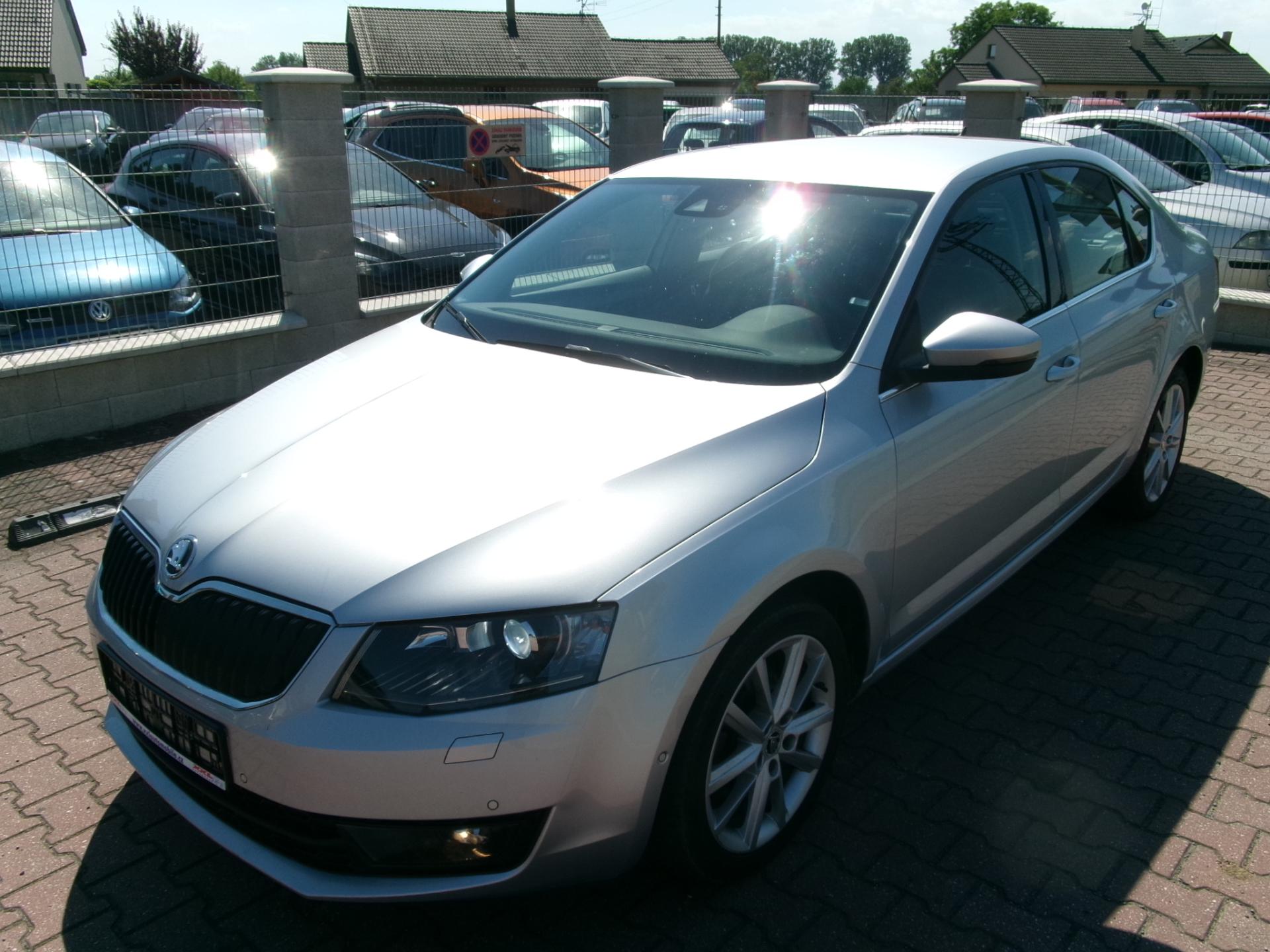 Škoda Octavia 1,4 TSI AC BT NAVI TEMP