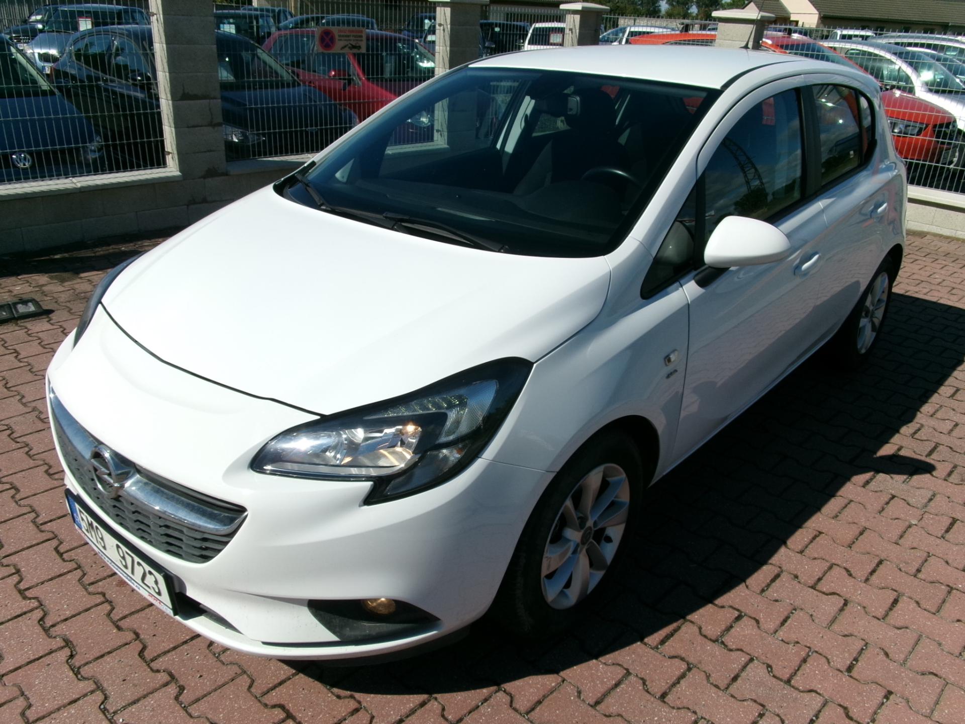 Opel Corsa 1,4T KLIMA TEMP ALU ČR