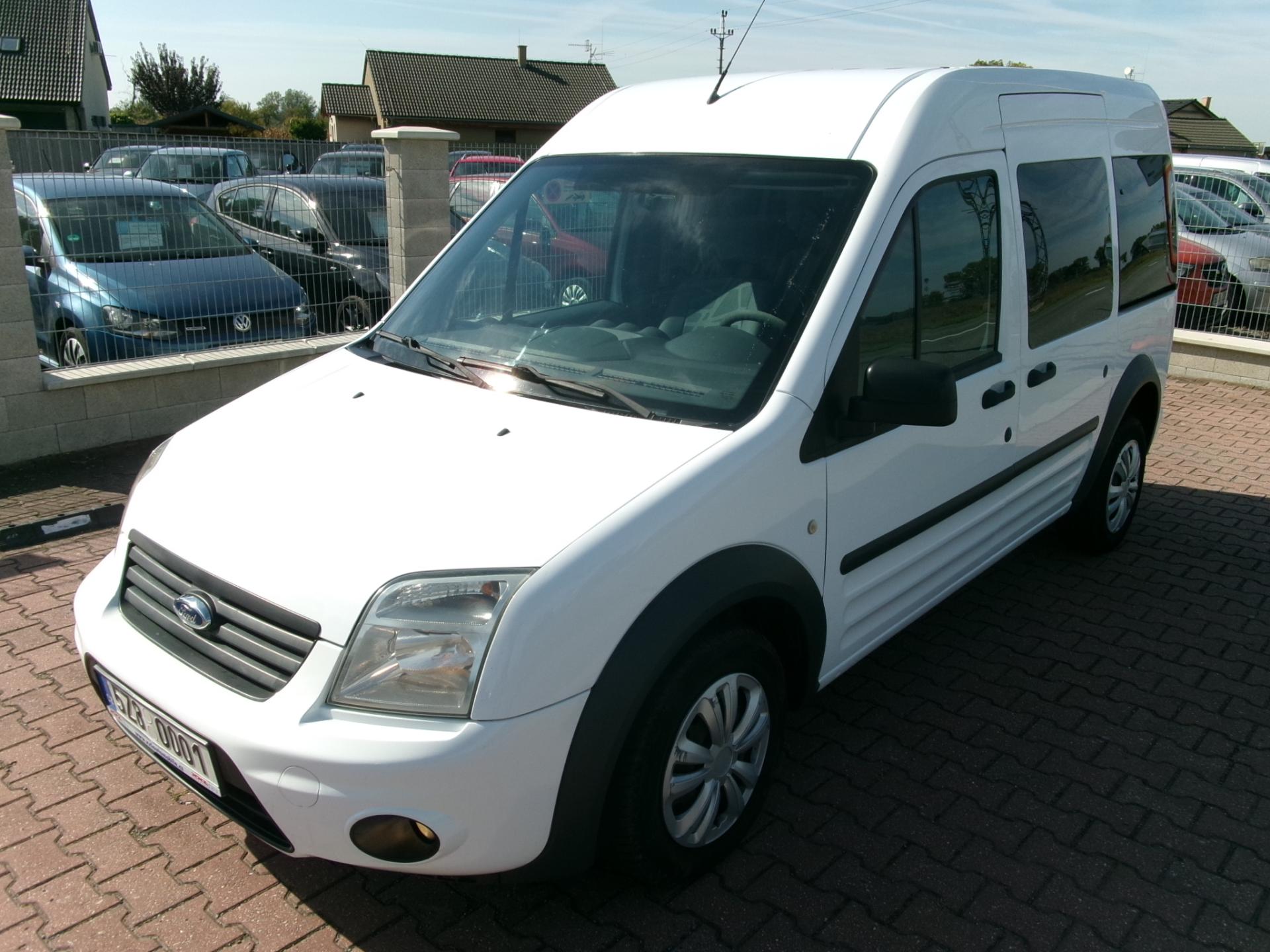 Ford Tourneo Connect 1,8 TDCi KLIMA TAŽNÉ