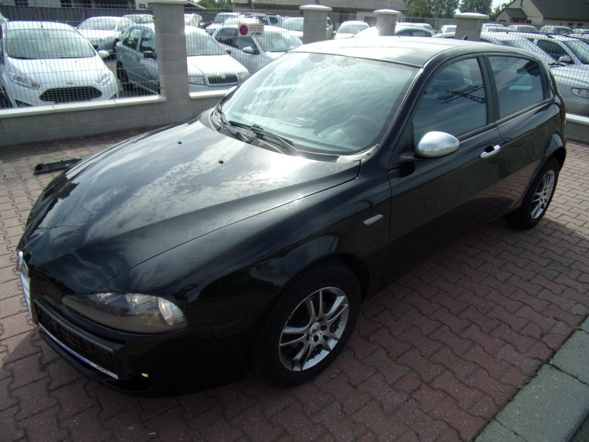 Alfa Romeo 147 1,6 16V TS AUTOKLIMA