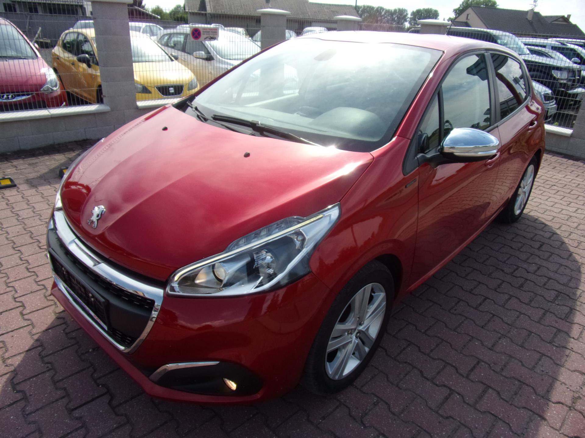 Peugeot 208 1,2 PT SIGNATURE ALU 1.MAJ