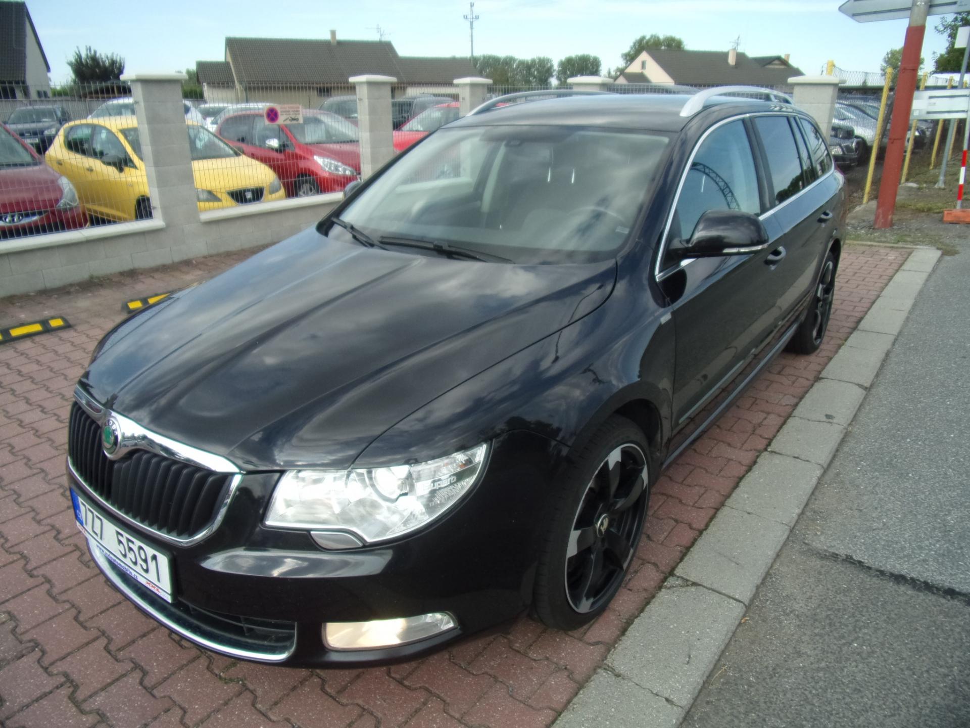 Škoda Superb 2,0 TDI DSG TAŽNÉ