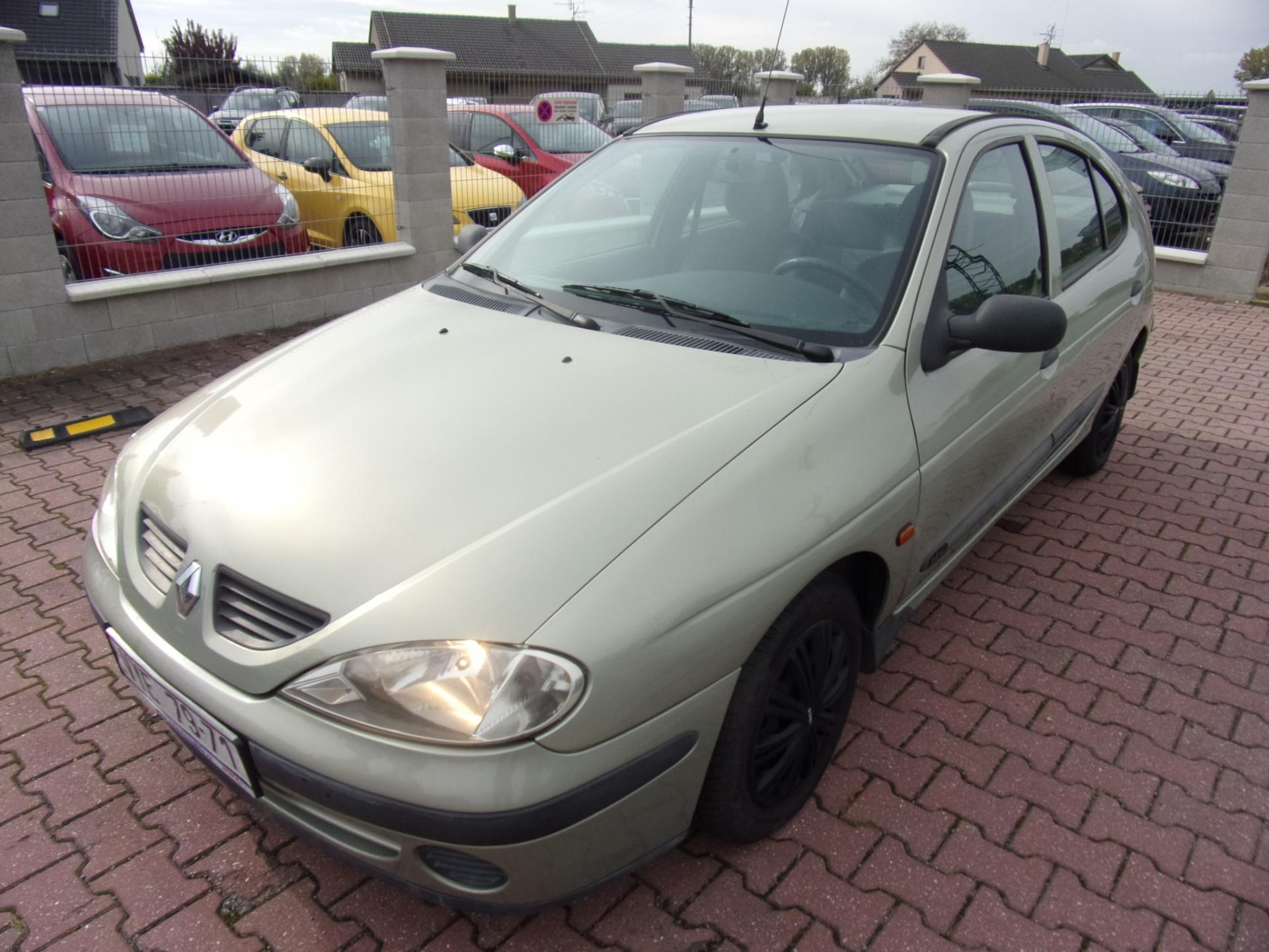 Renault Mégane 1,4 16V ČR 90.000 km