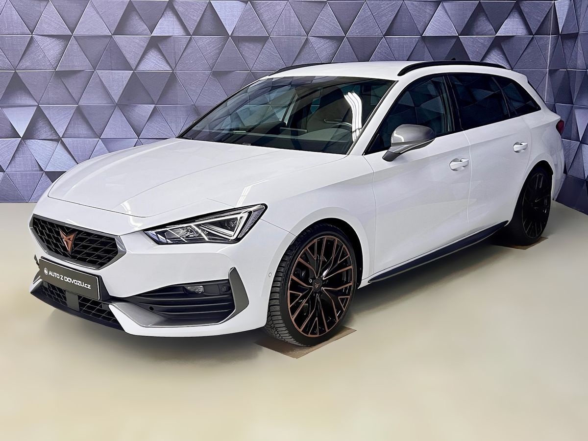 Cupra Leon 2.0TSI 228KW DSG 4WD, LED, ACC