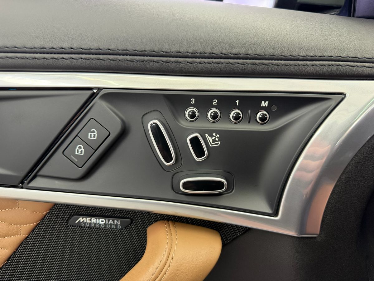Jaguar F-Type 5.0 V8 AWD R HERITAGE 60 EDITI - foto 22