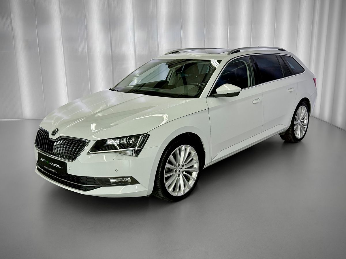 Škoda Superb 2.0TDI DSG 4X4 STYLE, ACC, PAN