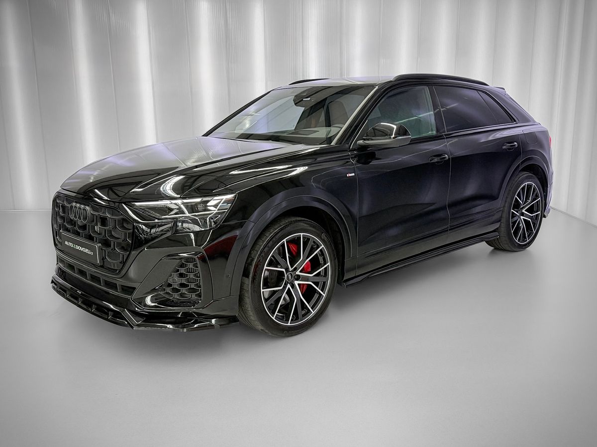 Audi Q8 55TFSi e QUATTRO S-LINE, B&O,