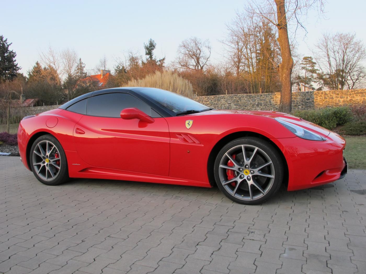 Ferrari California ČR 1.MAJITEL