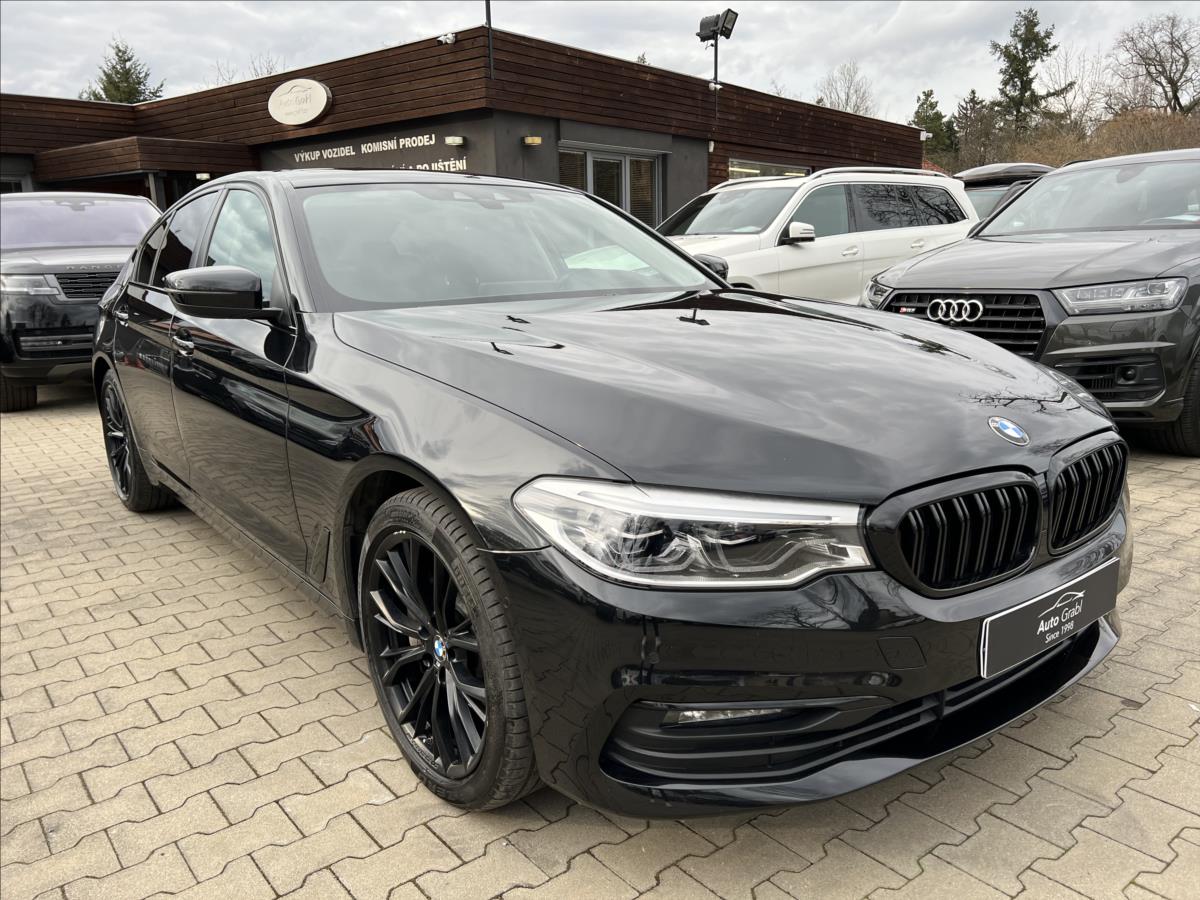 BMW Řada 5 530d xDrive Sport line