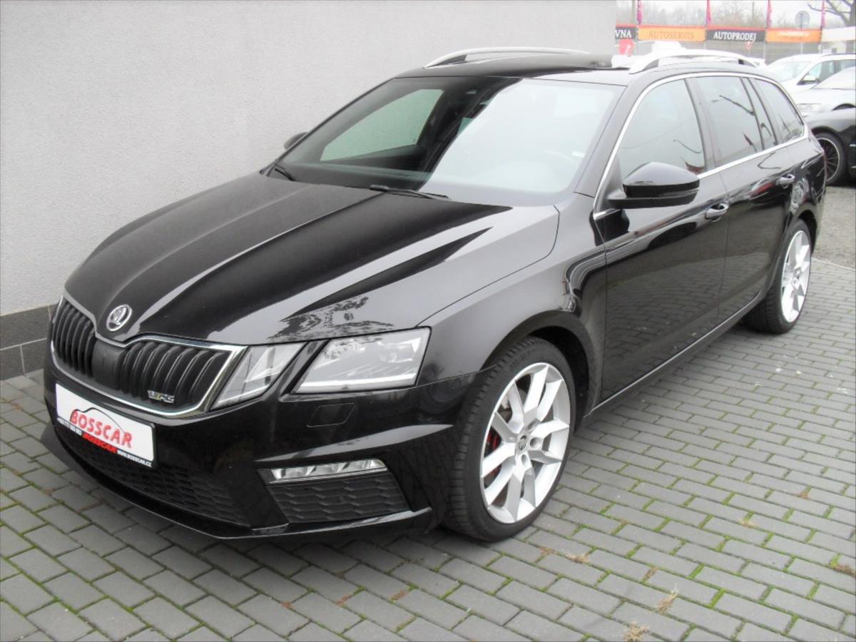 Škoda Octavia 2,0 RS 4x4 DSG LED Panoram DPH