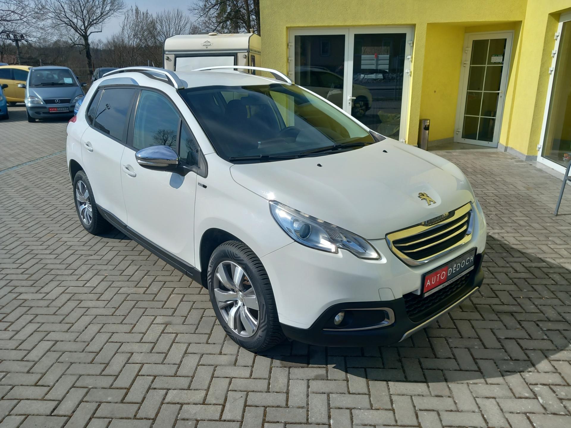 Peugeot 2008 1,6HDi STYLE NAVI VYHŘ.SED.
