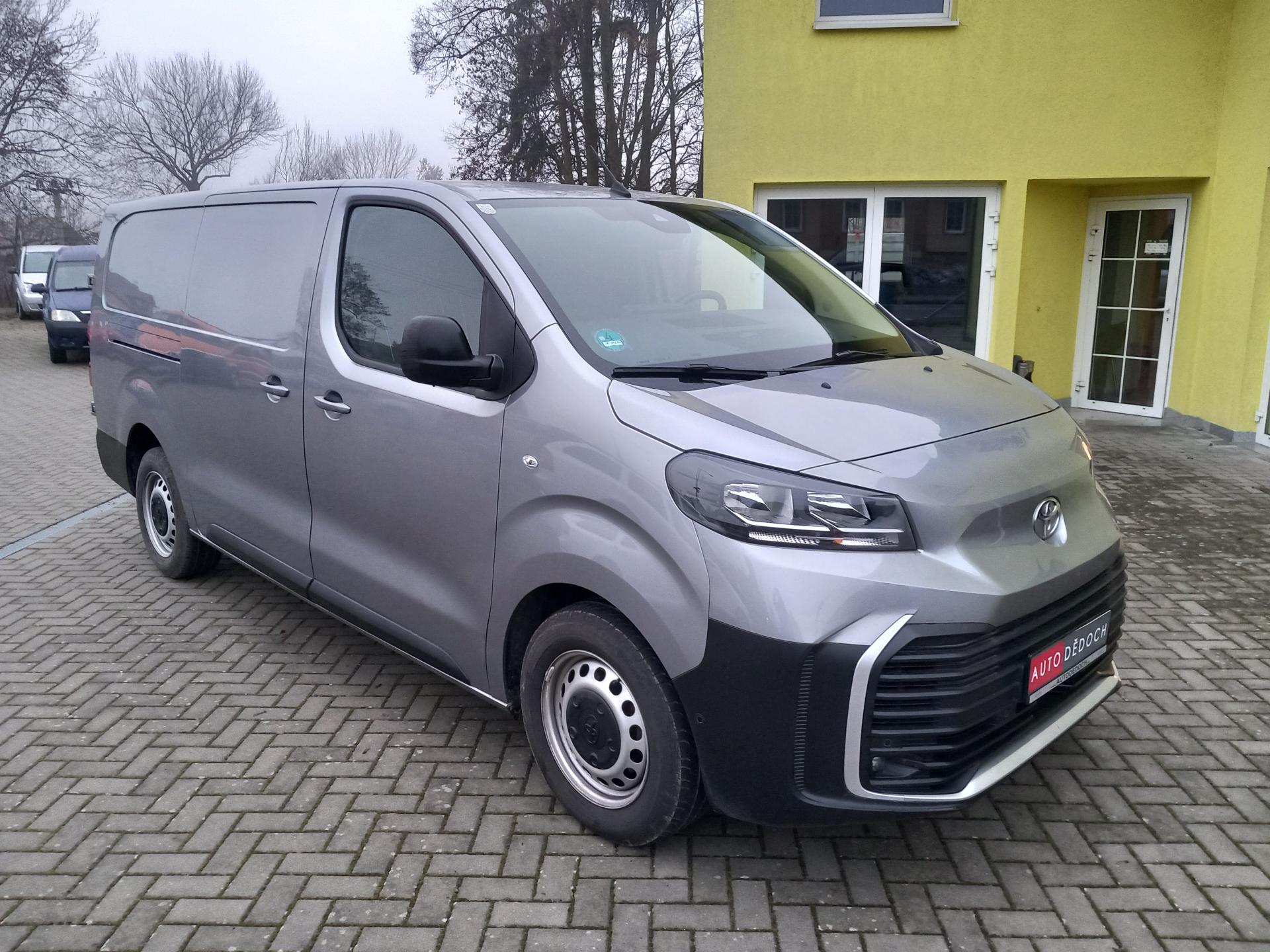 Toyota ProAce 2,0D 2x ŠOUPAČKY , AUTOMAT